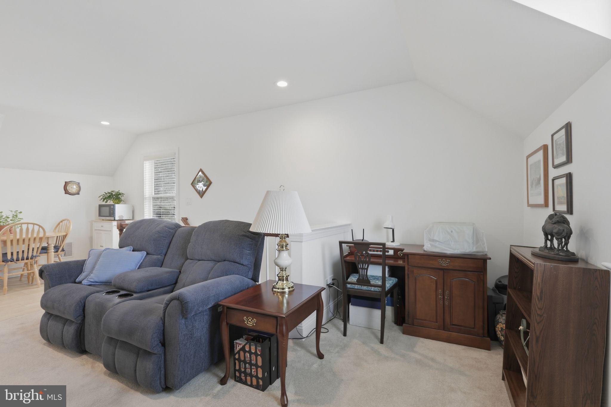 1319 JAMESTOWN DRIVE