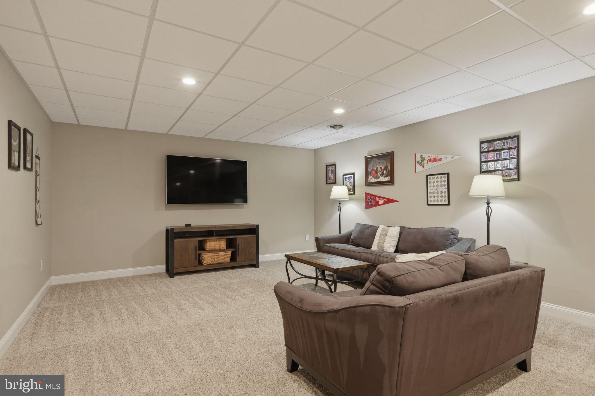 1319 JAMESTOWN DRIVE