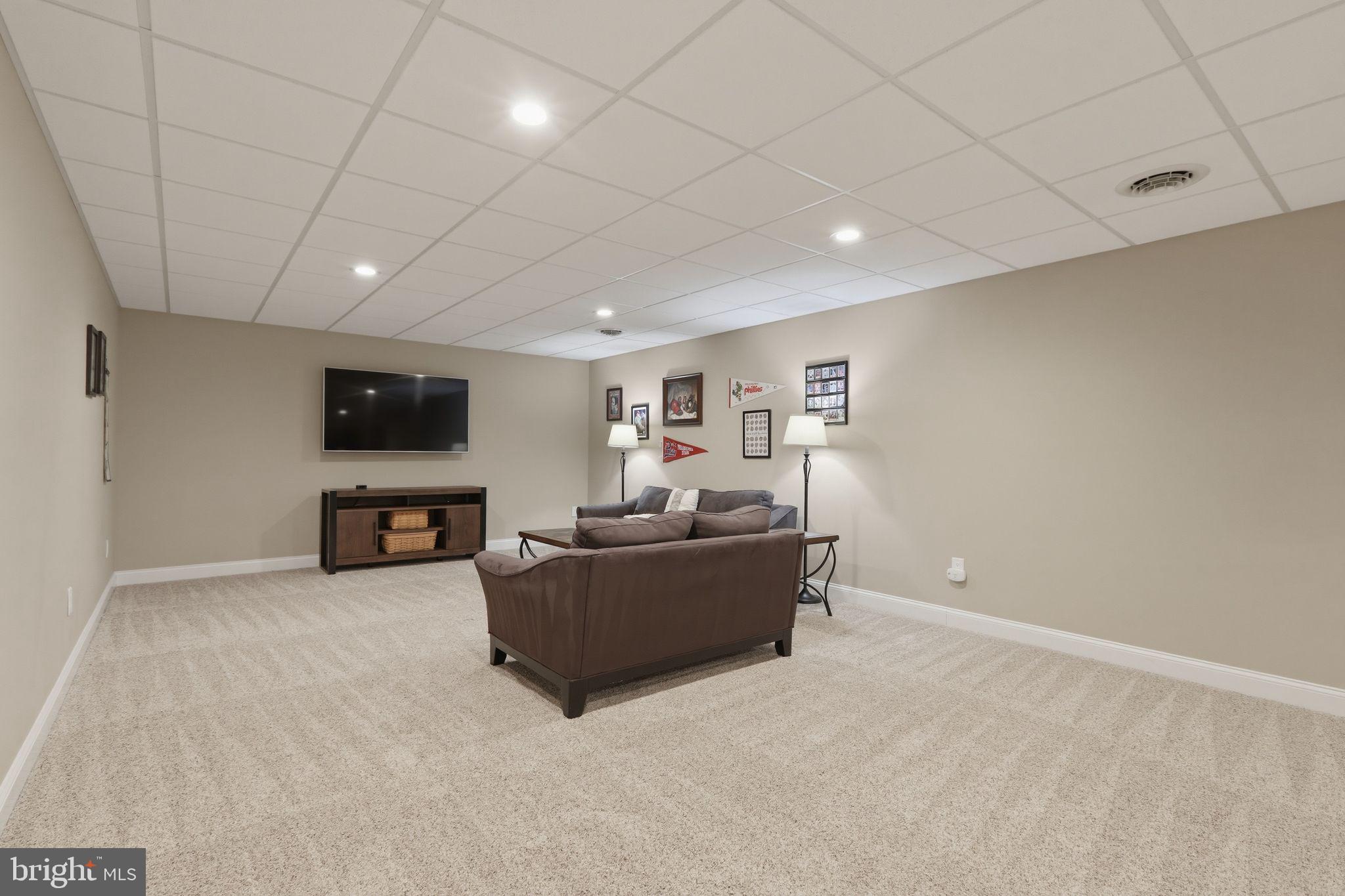 1319 JAMESTOWN DRIVE