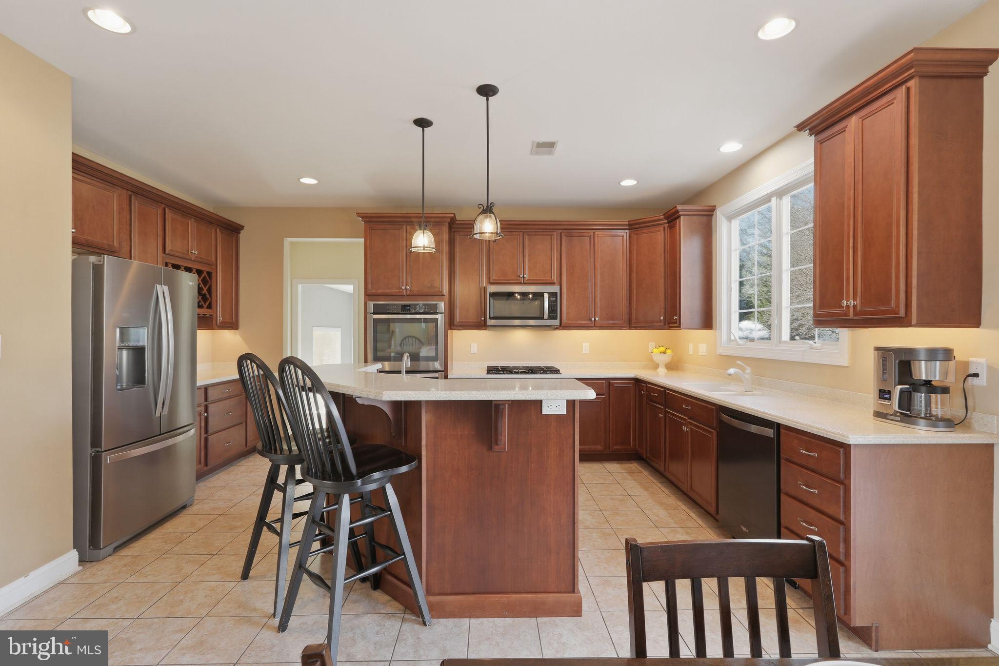 1319 JAMESTOWN DRIVE