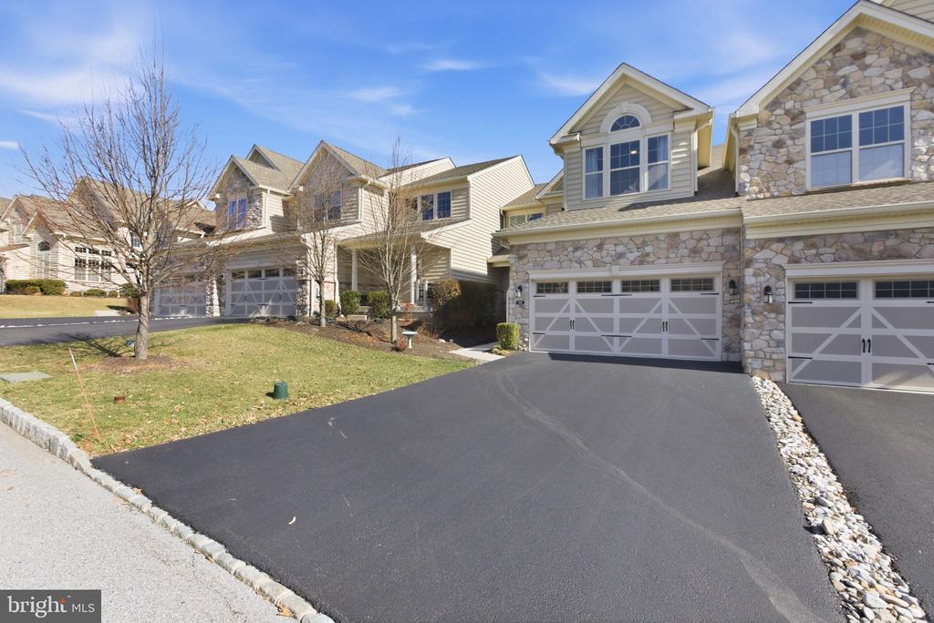 3118 BUTTERNUT LANE