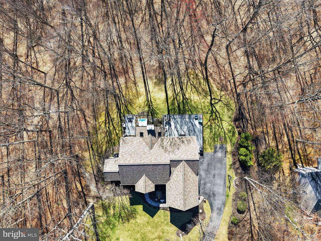 1311 RICHMOND PLACE