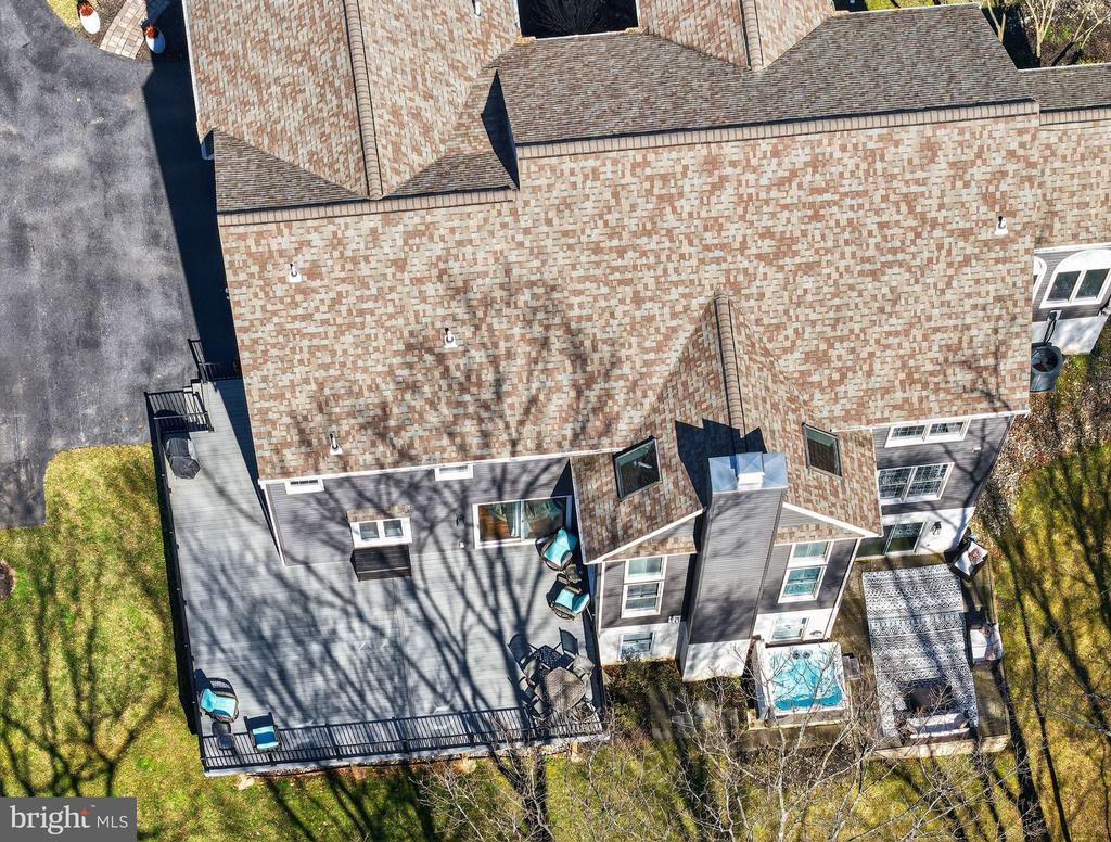 1311 RICHMOND PLACE