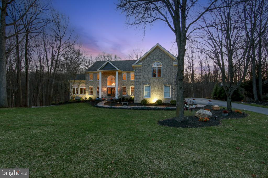1311 RICHMOND PLACE