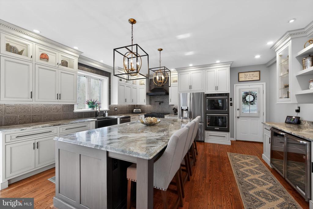 1311 RICHMOND PLACE