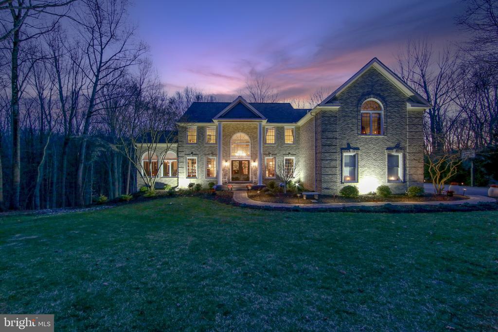1311 RICHMOND PLACE