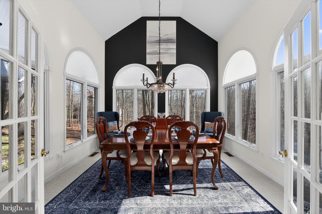 1311 RICHMOND PLACE