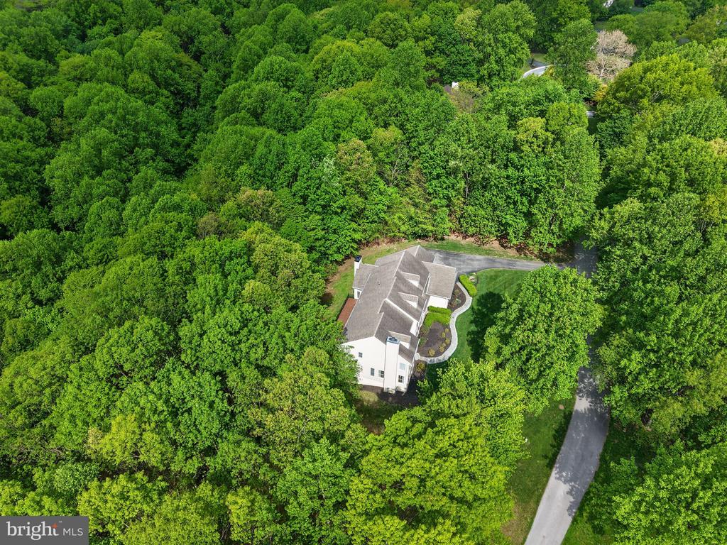 1315 RICHMOND PLACE