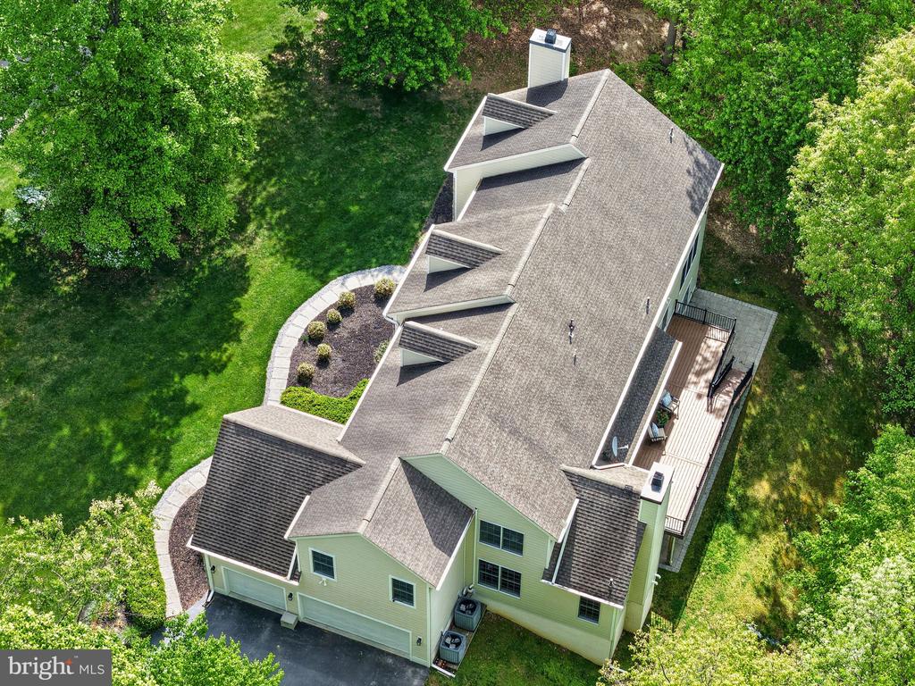 1315 RICHMOND PLACE