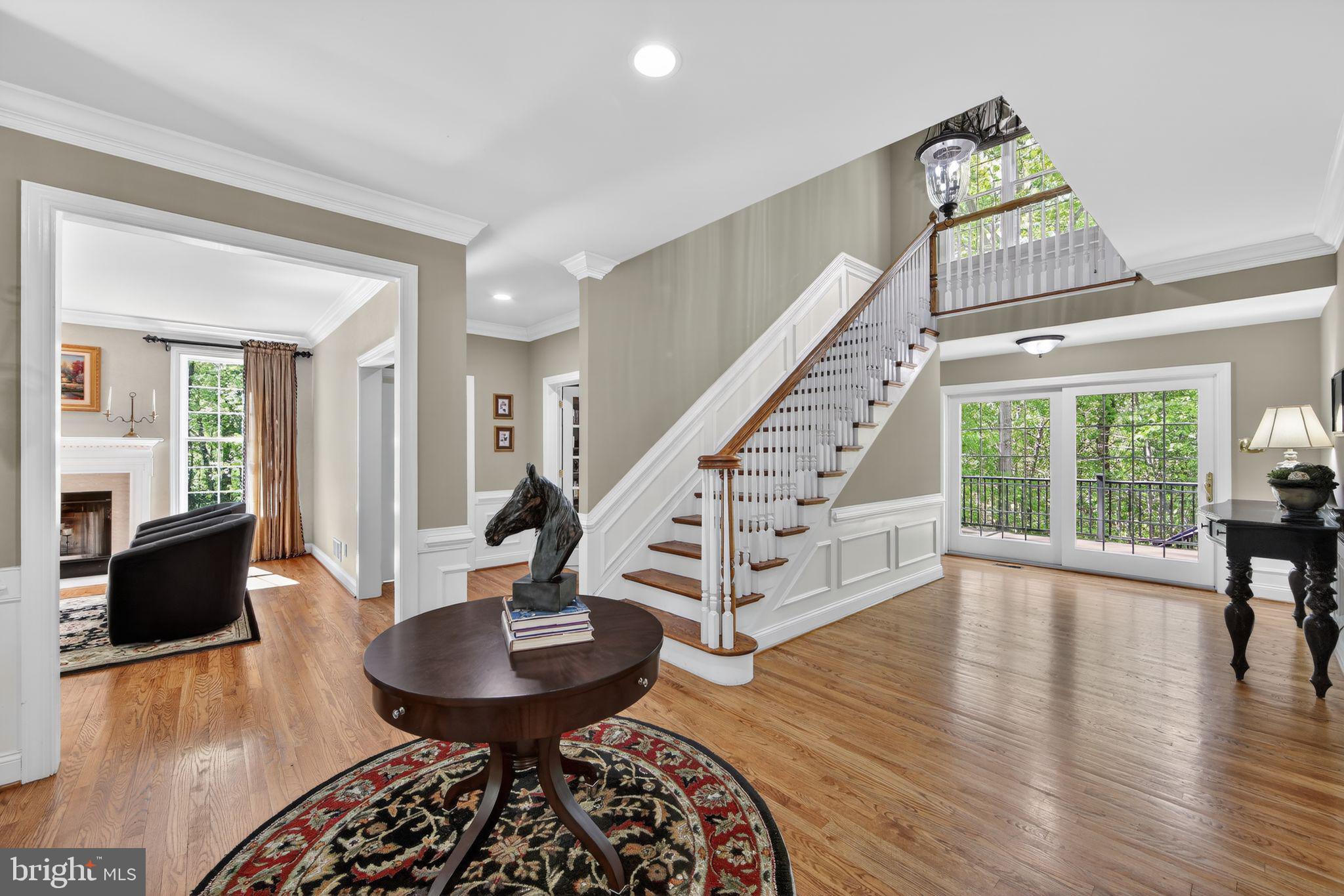 1315 RICHMOND PLACE