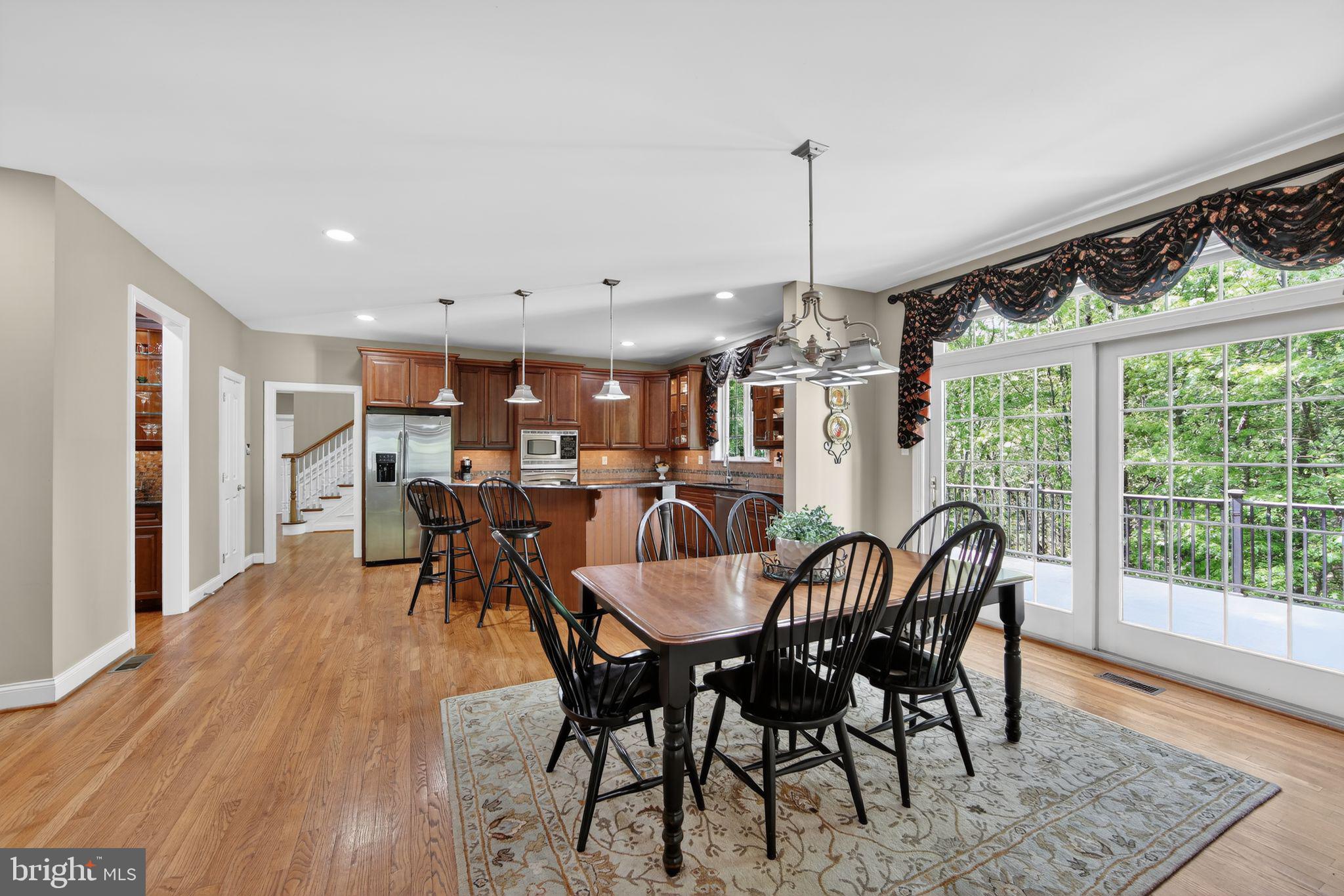 1315 RICHMOND PLACE