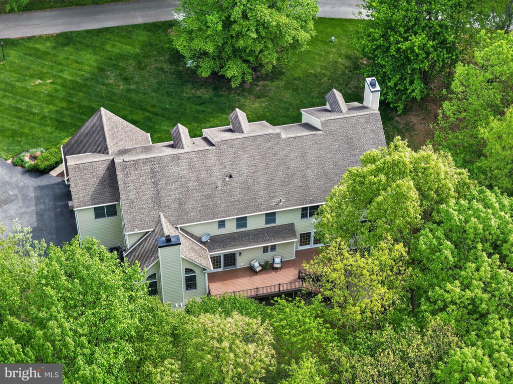 1315 RICHMOND PLACE