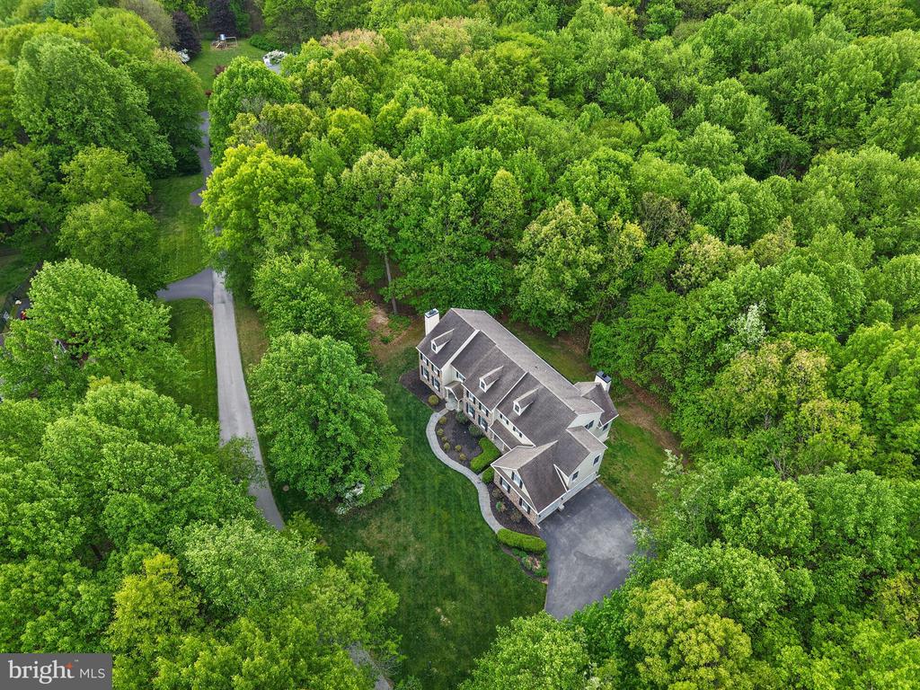 1315 RICHMOND PLACE