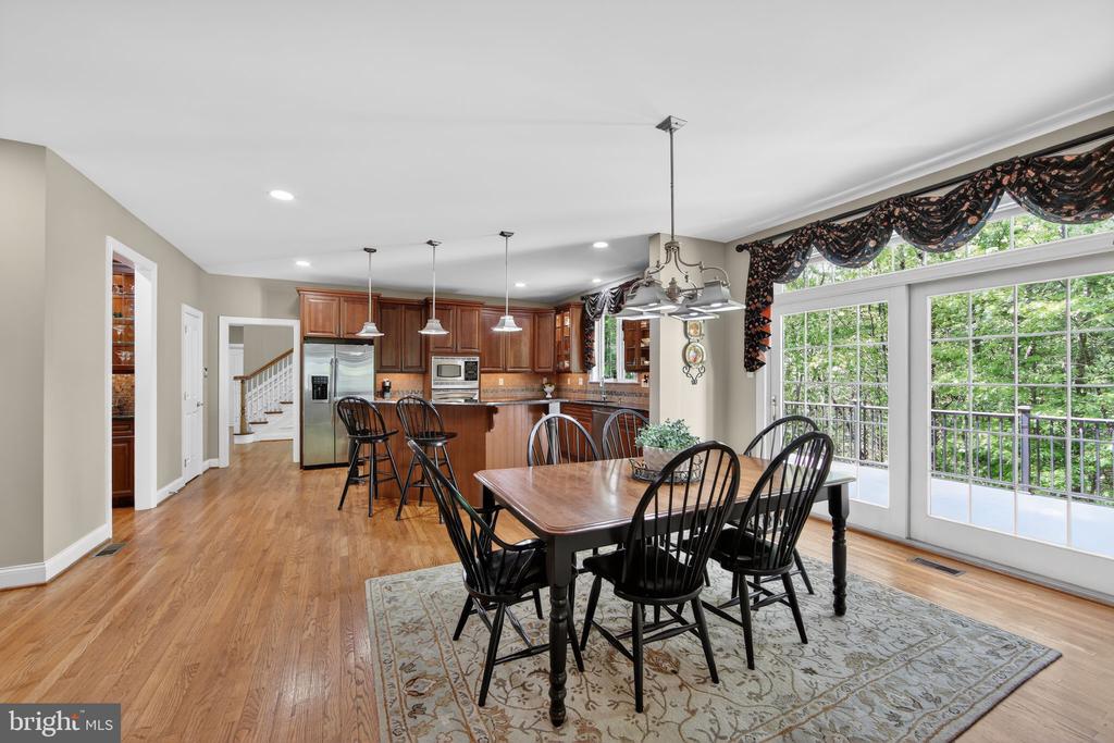 1315 RICHMOND PLACE