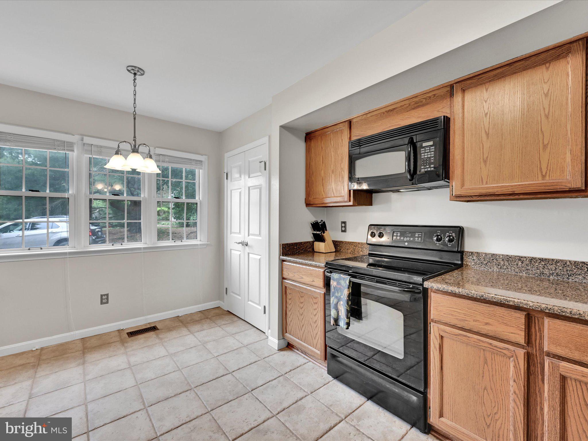 502 MEADOW COURT Unit: 502