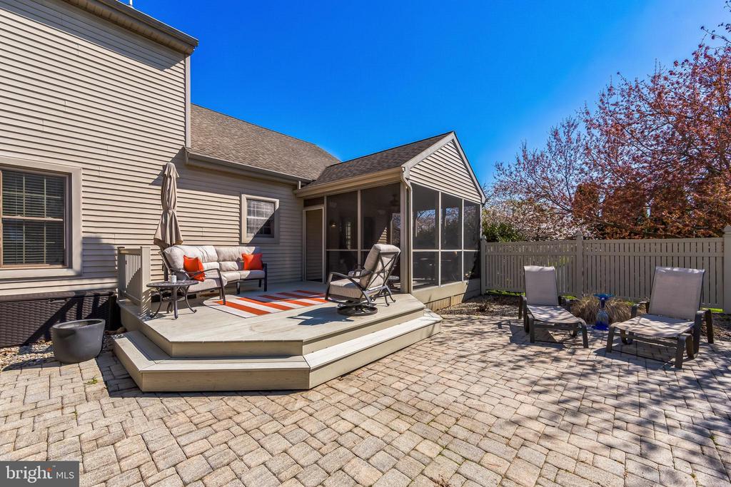 34 Camellia Ct