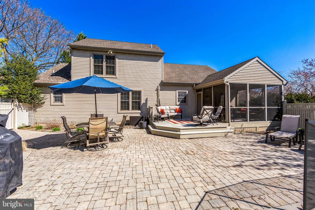 34 Camellia Ct