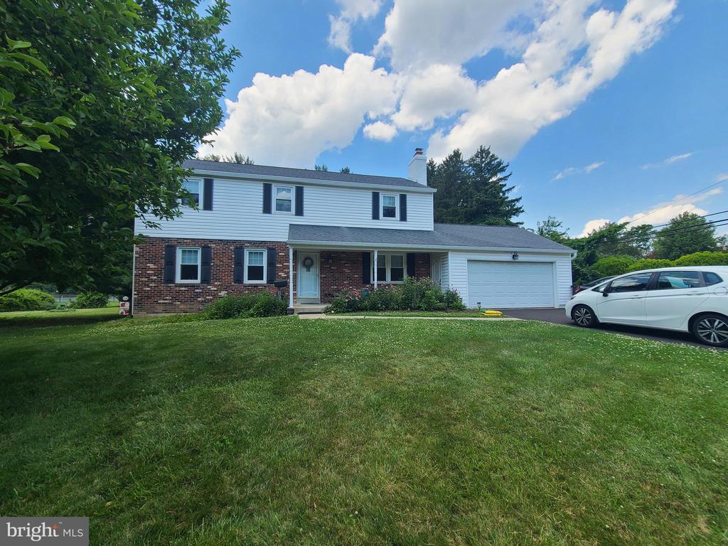 2105 HEMLOCK