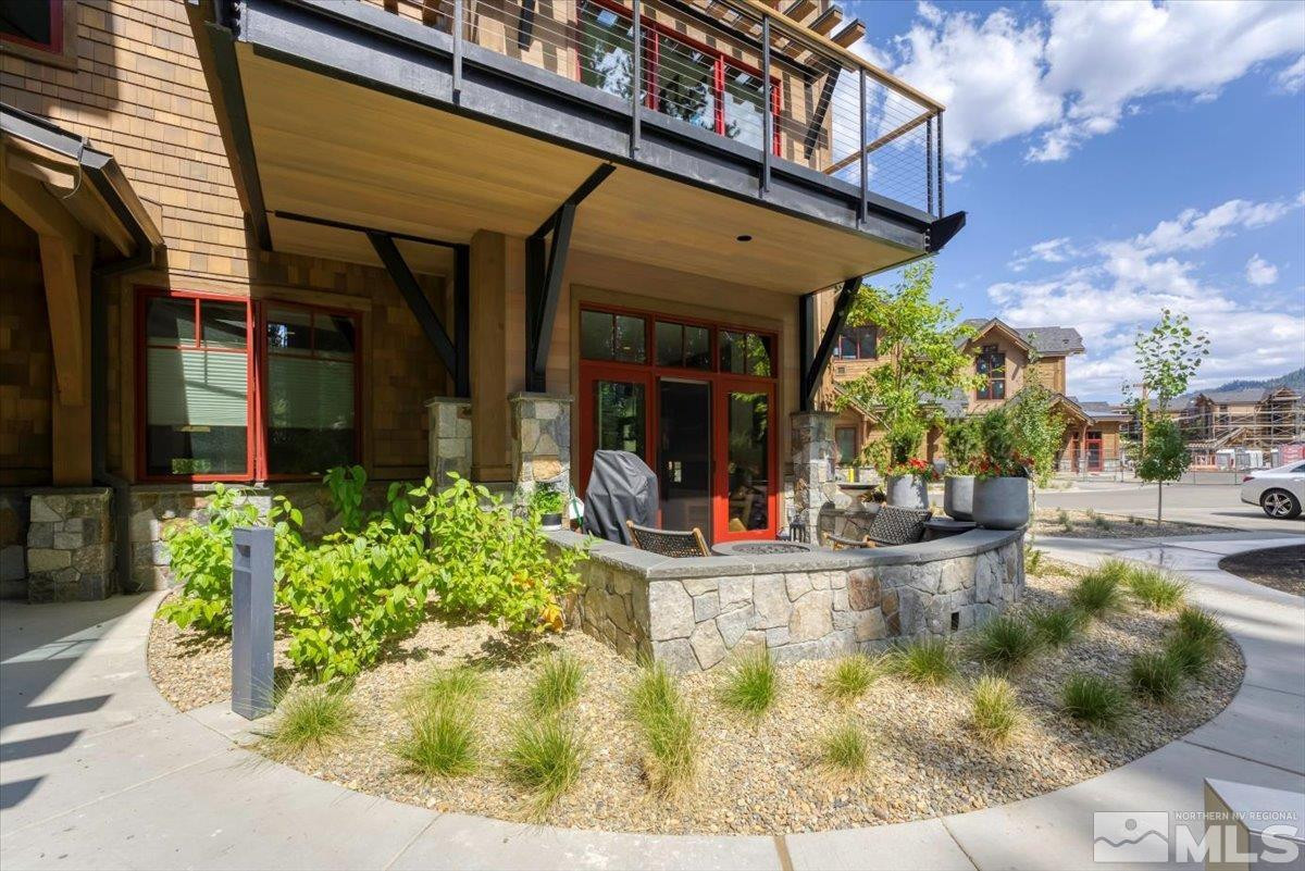 33 Beach Club Drive Unit: 504