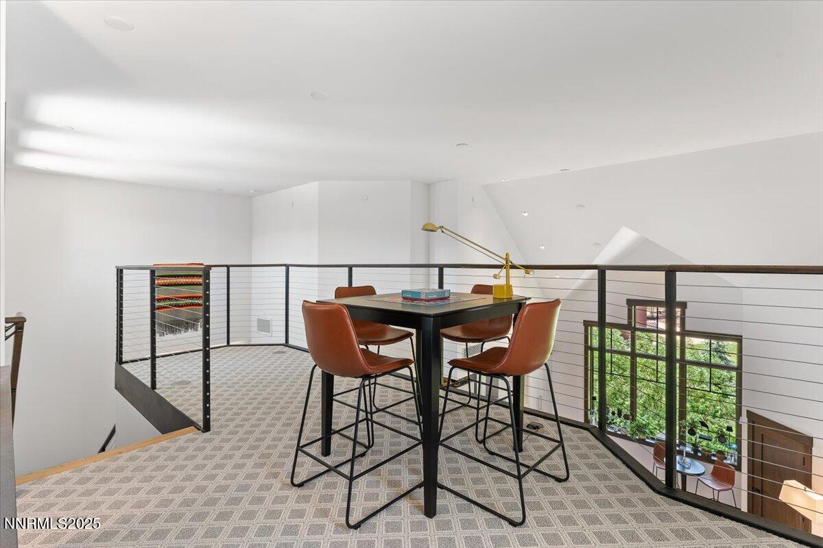 33 Beach Club Drive, 506