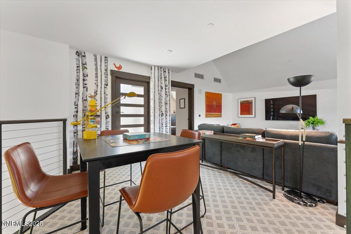 33 Beach Club Drive, 506