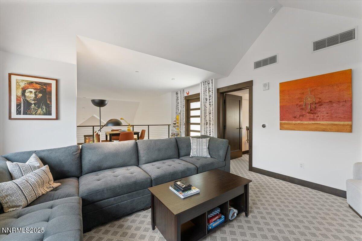 33 Beach Club Drive, 506