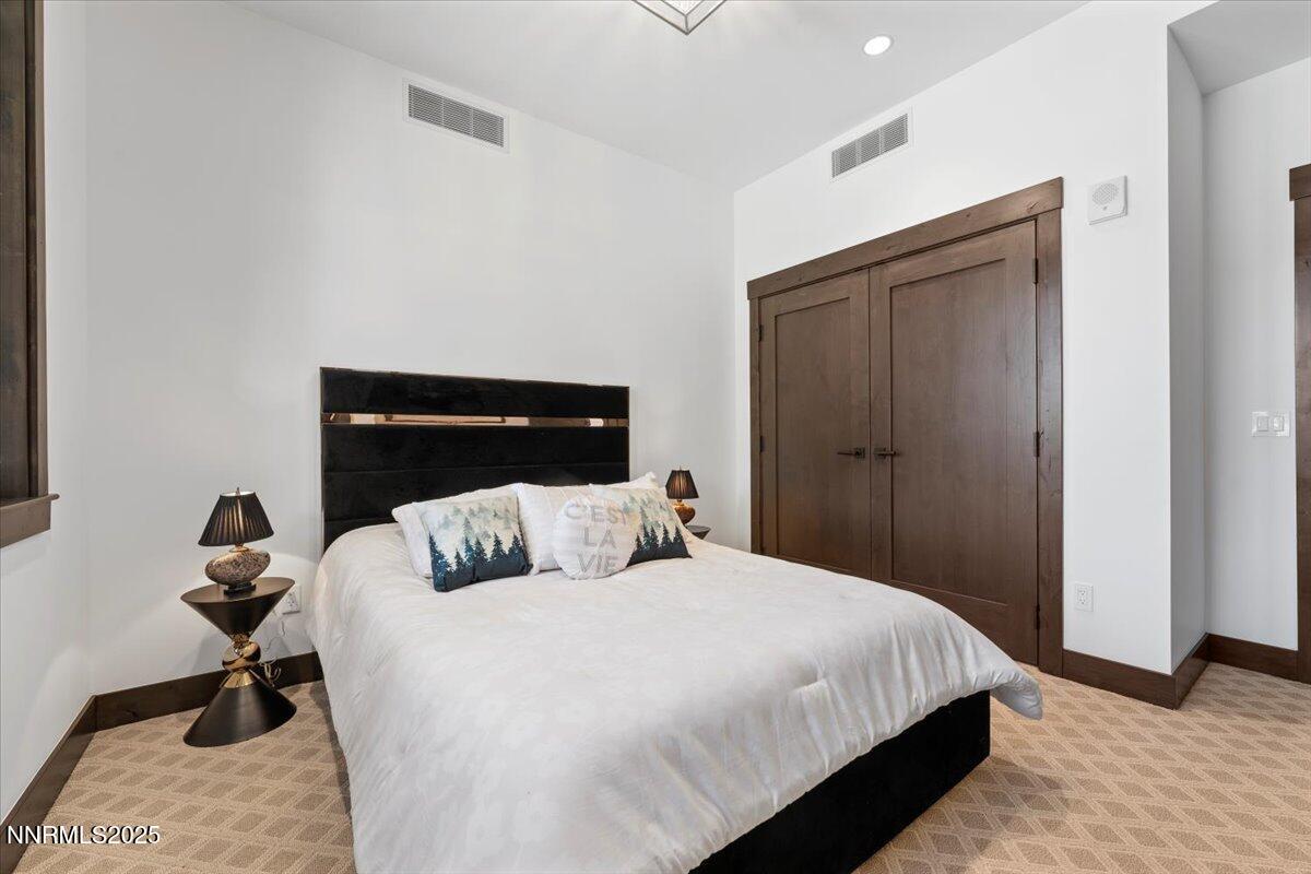 46 Beach Club Drive, 901