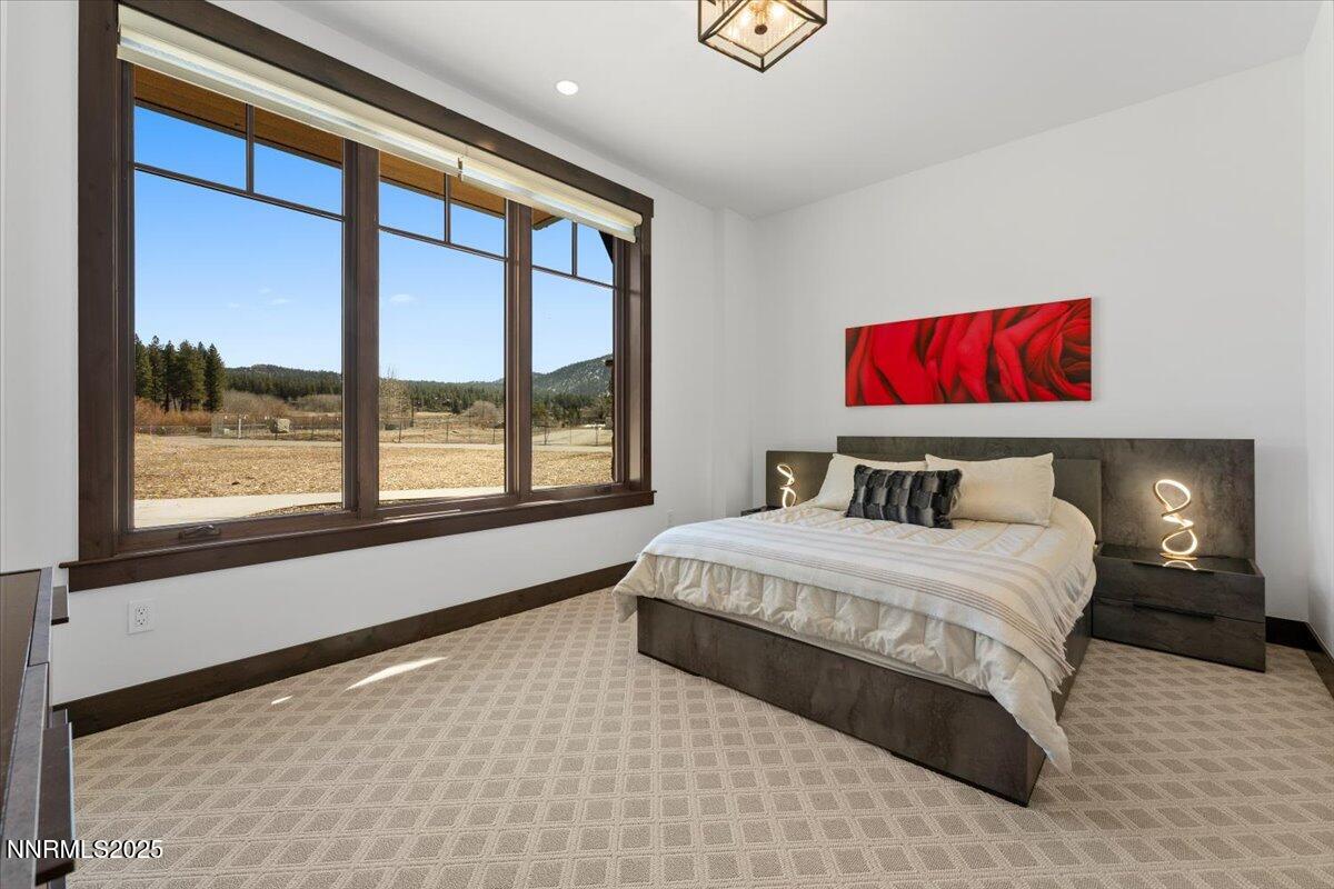 46 Beach Club Drive, 901