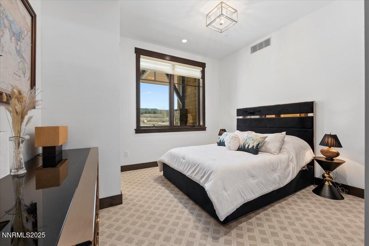 46 Beach Club Drive, 901