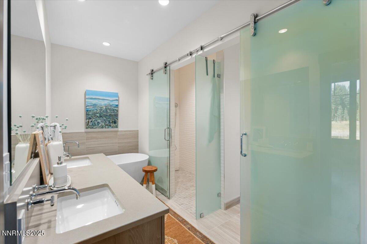 42 Beach Club Drive, 702