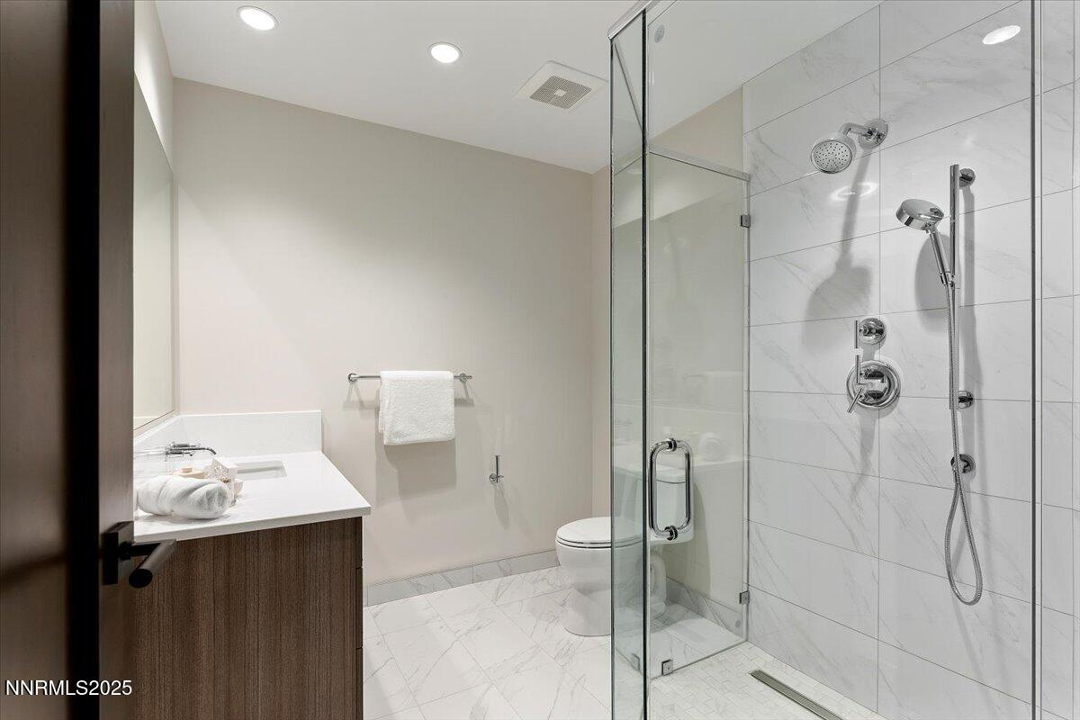 36 Beach Club Drive, 606