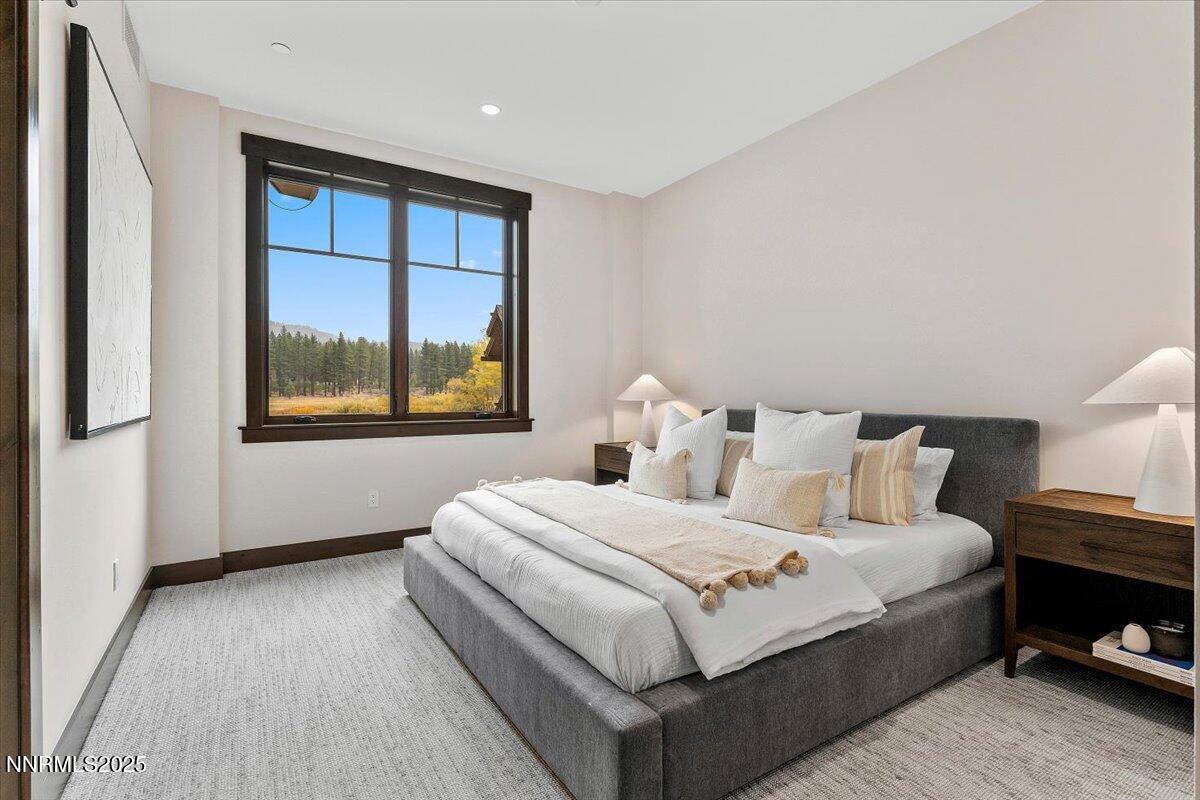 36 Beach Club Drive, 606