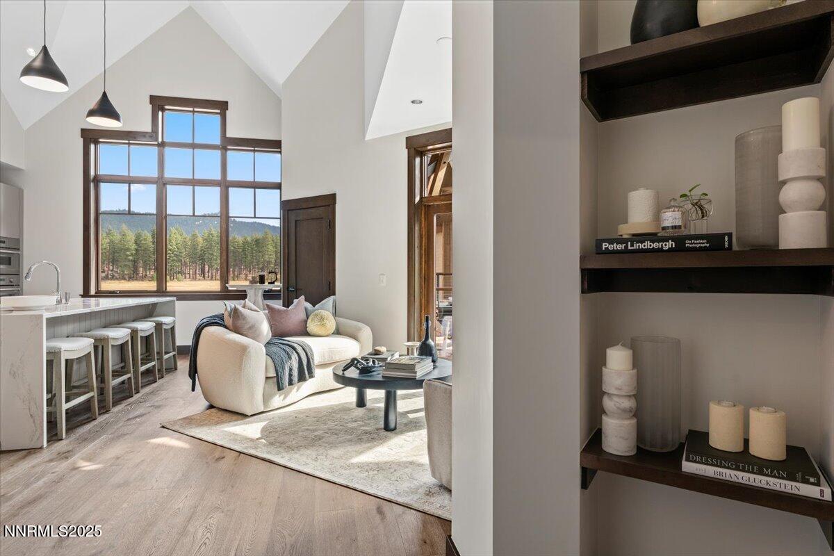 36 Beach Club Drive, 606