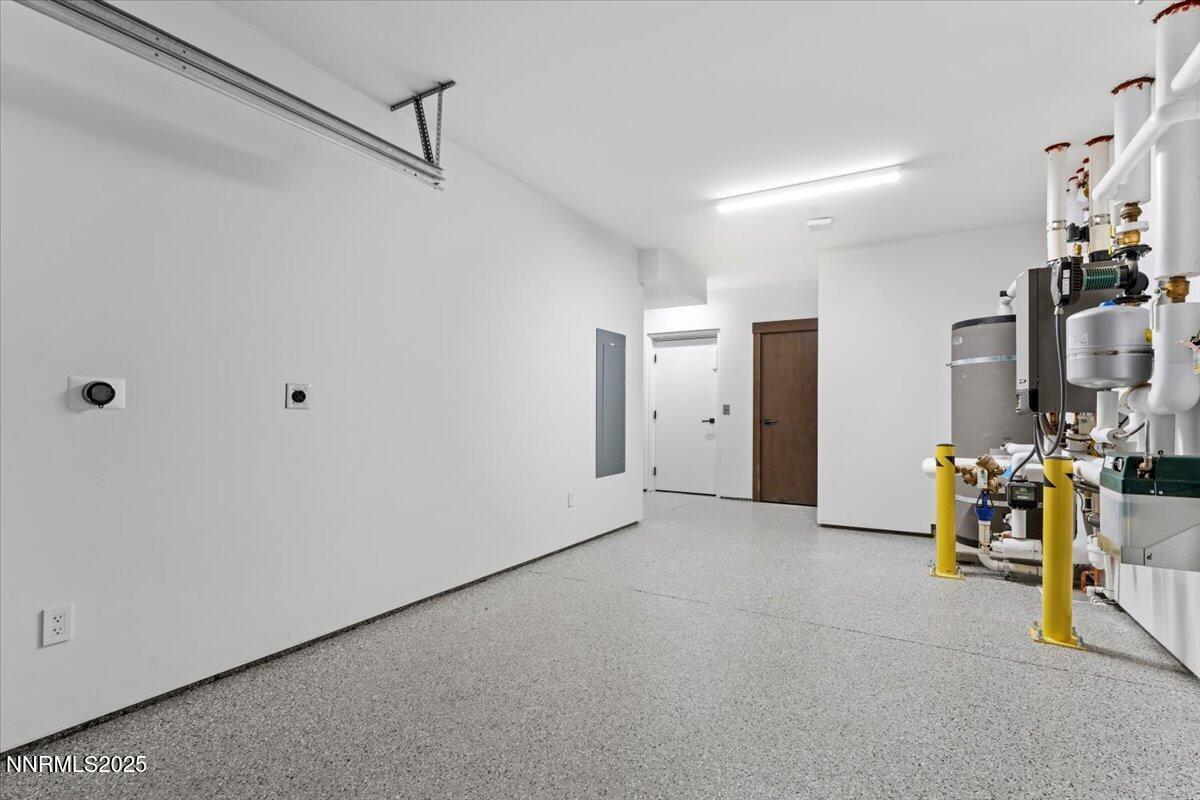 36 Beach Club Drive, 606