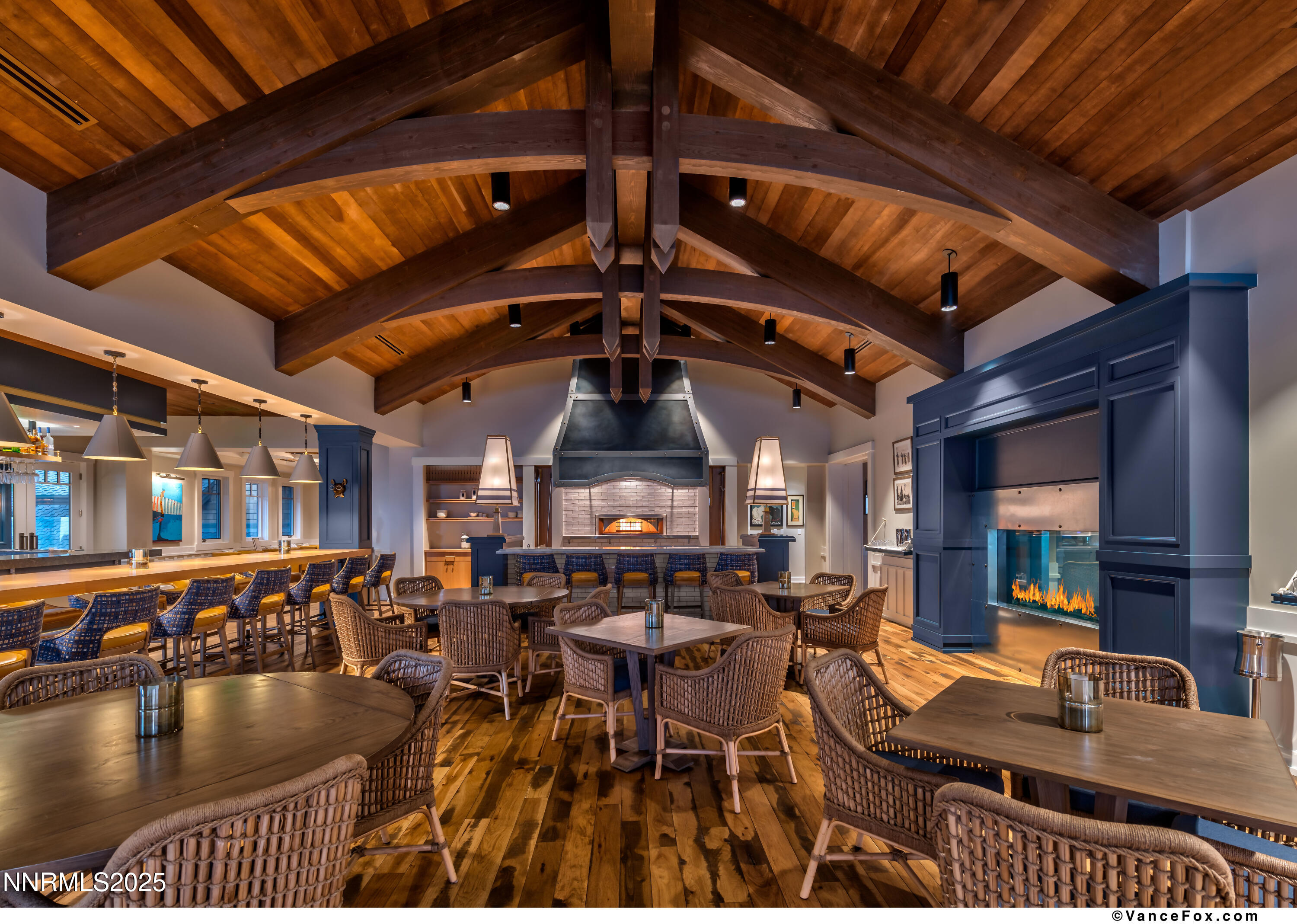 46 Beach Club Drive, 905