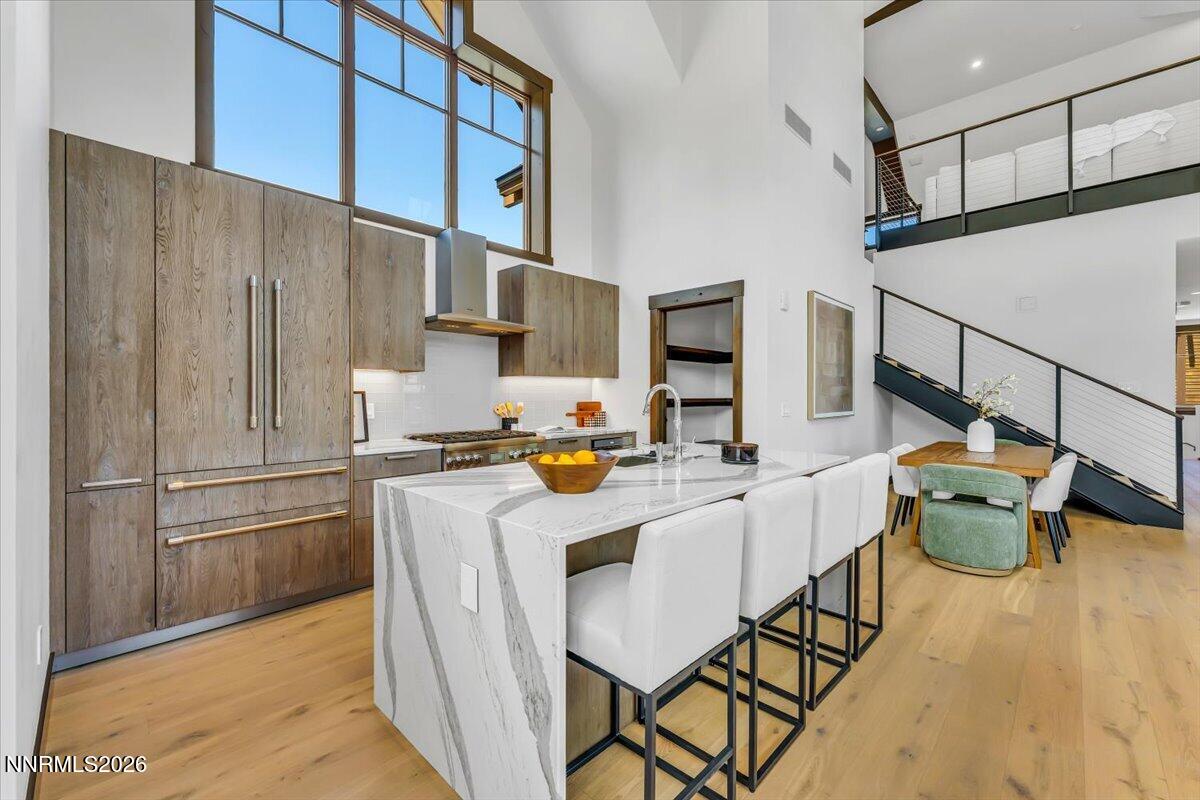 46 Beach Club Drive, 905