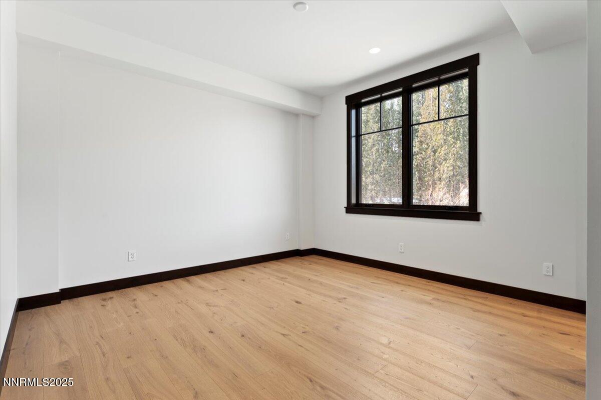 46 Beach Club Drive, 905