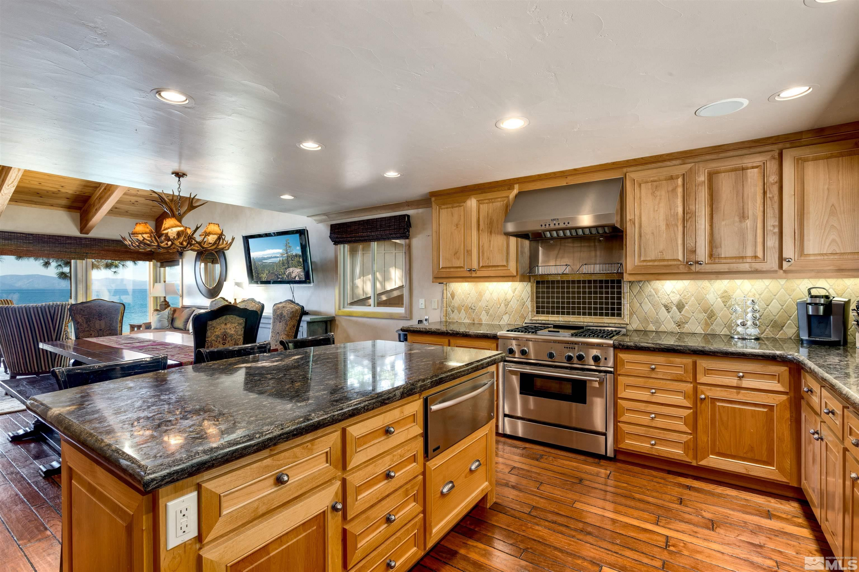 1080 Skyland Drive