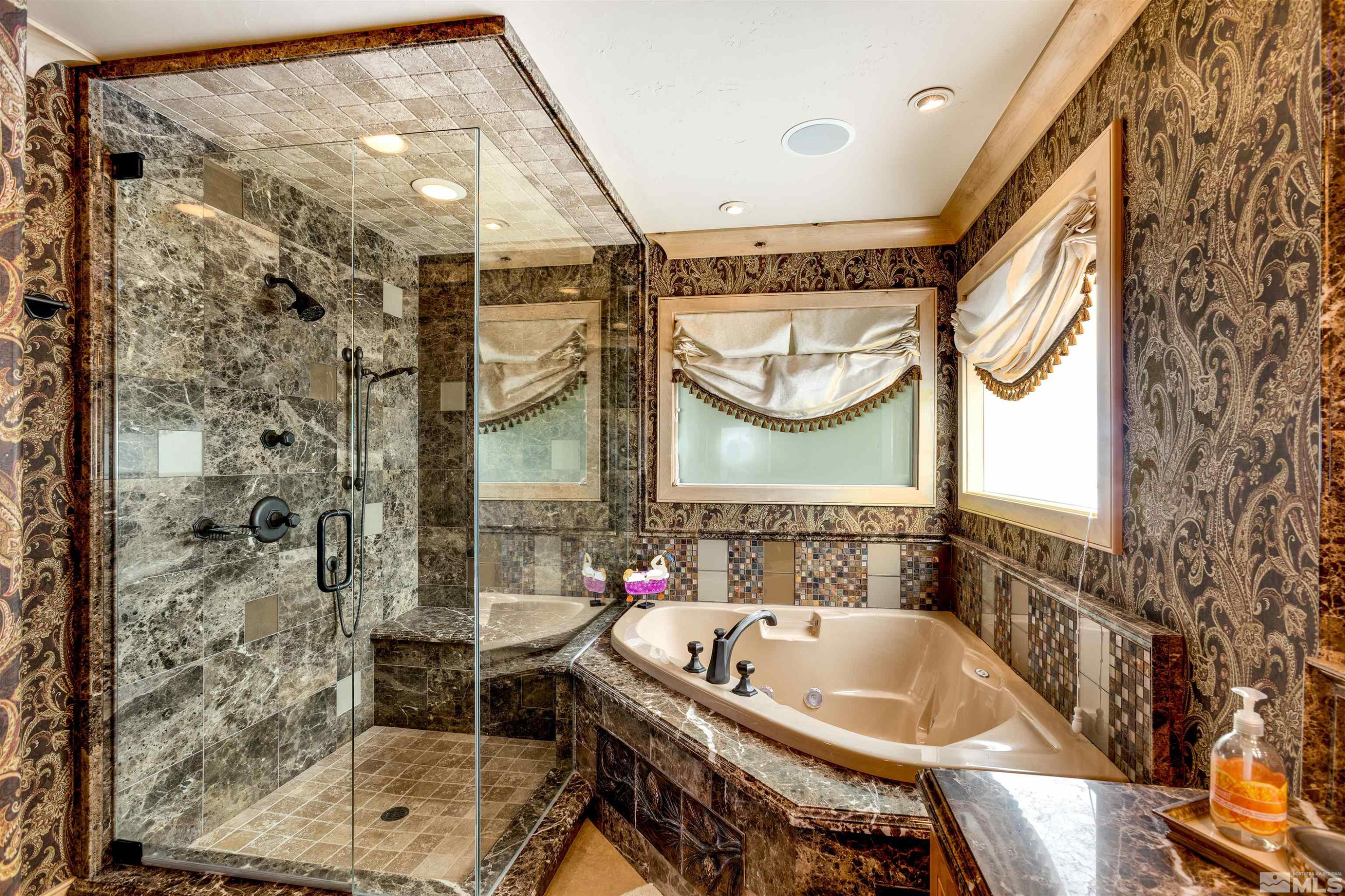1080 Skyland Drive