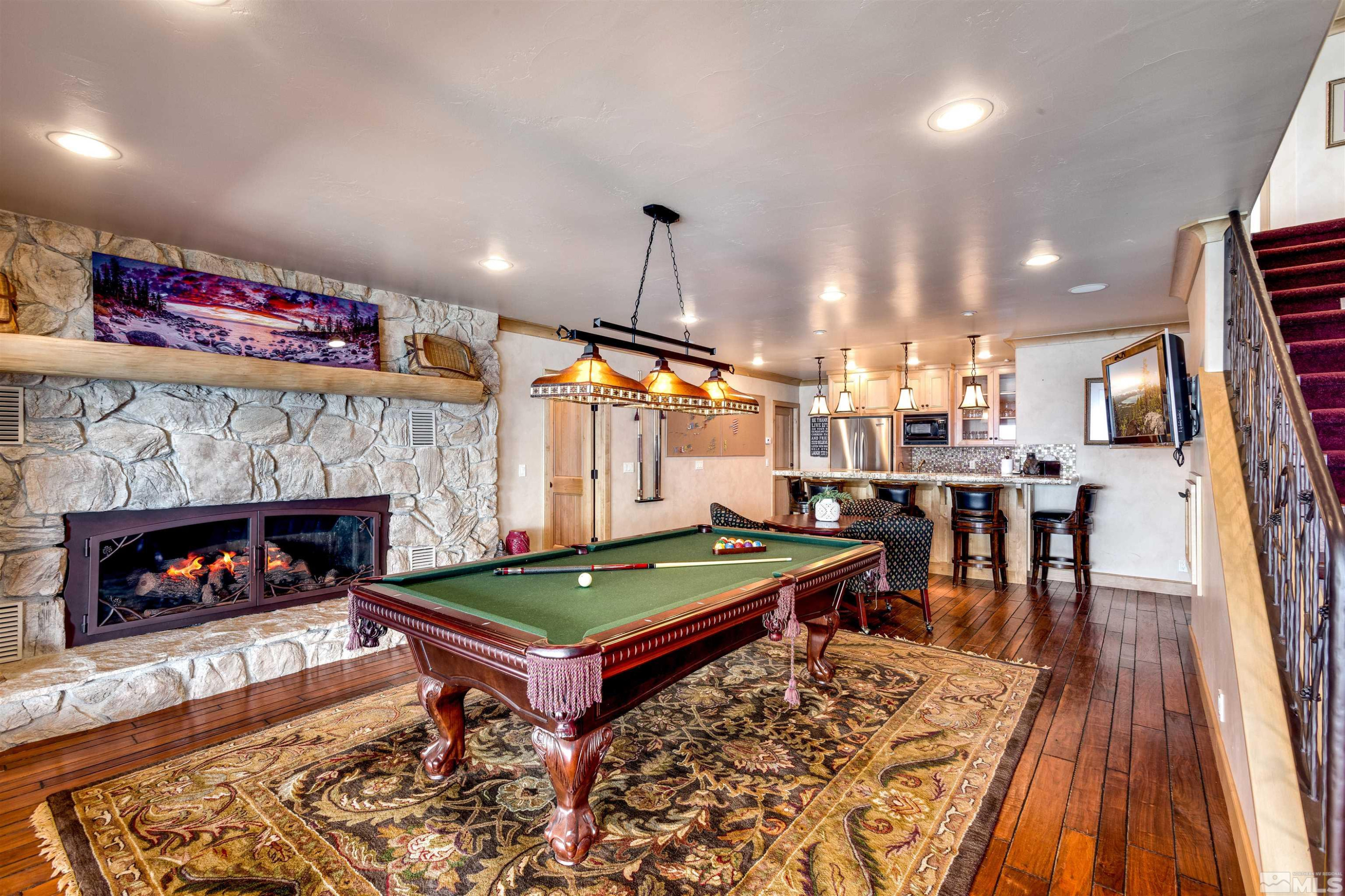 1080 Skyland Drive