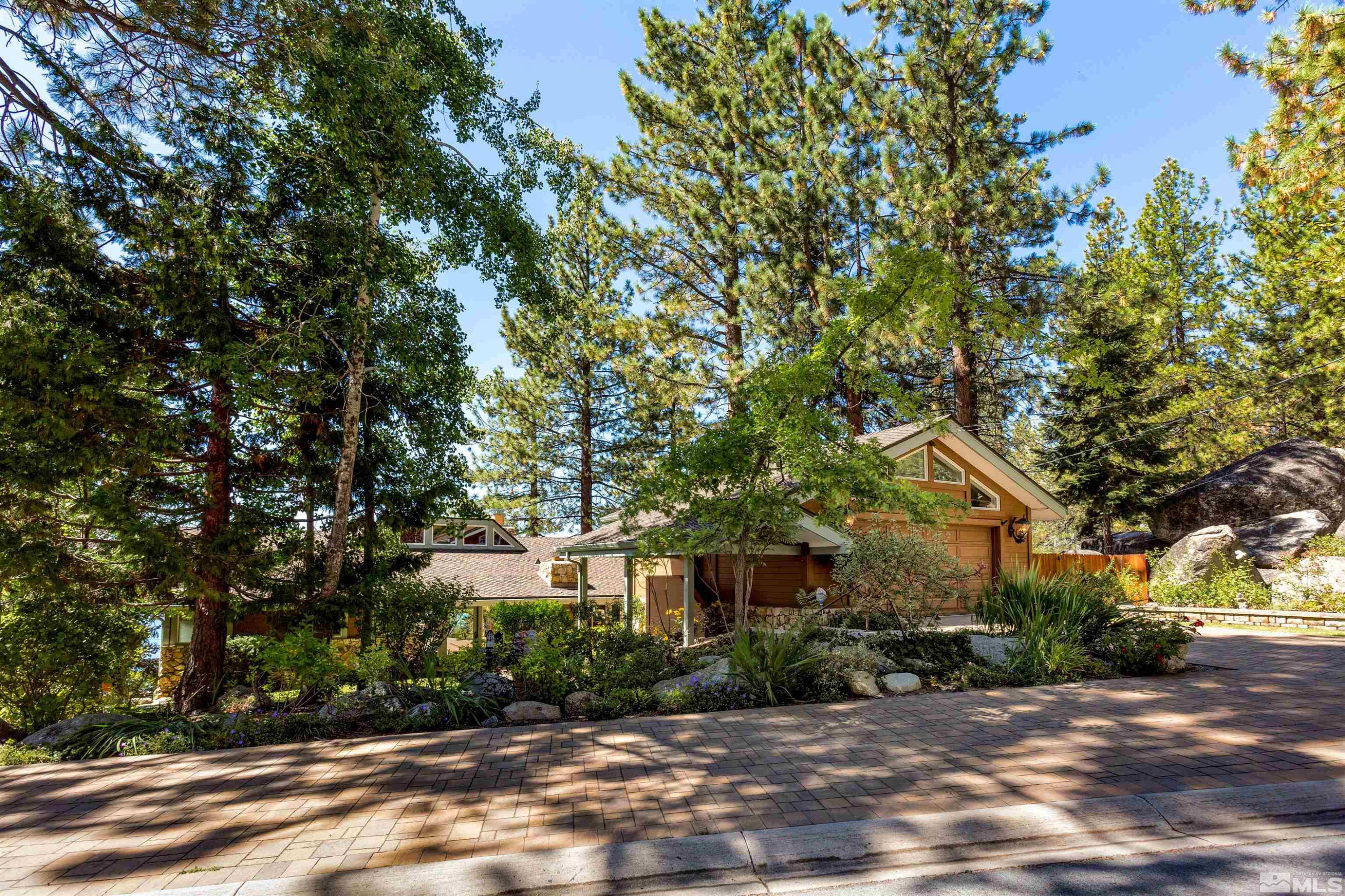1080 Skyland Drive