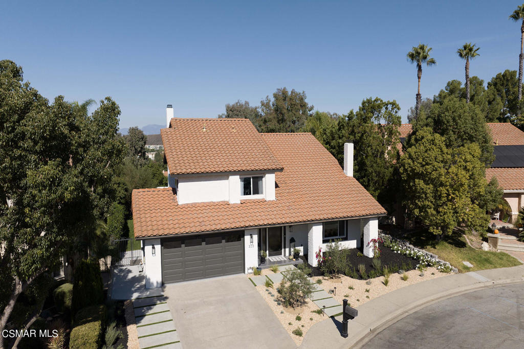 303 Hunters Point Drive