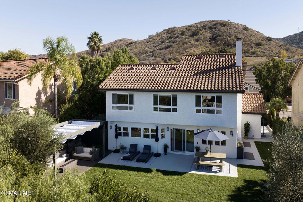 303 Hunters Point Drive