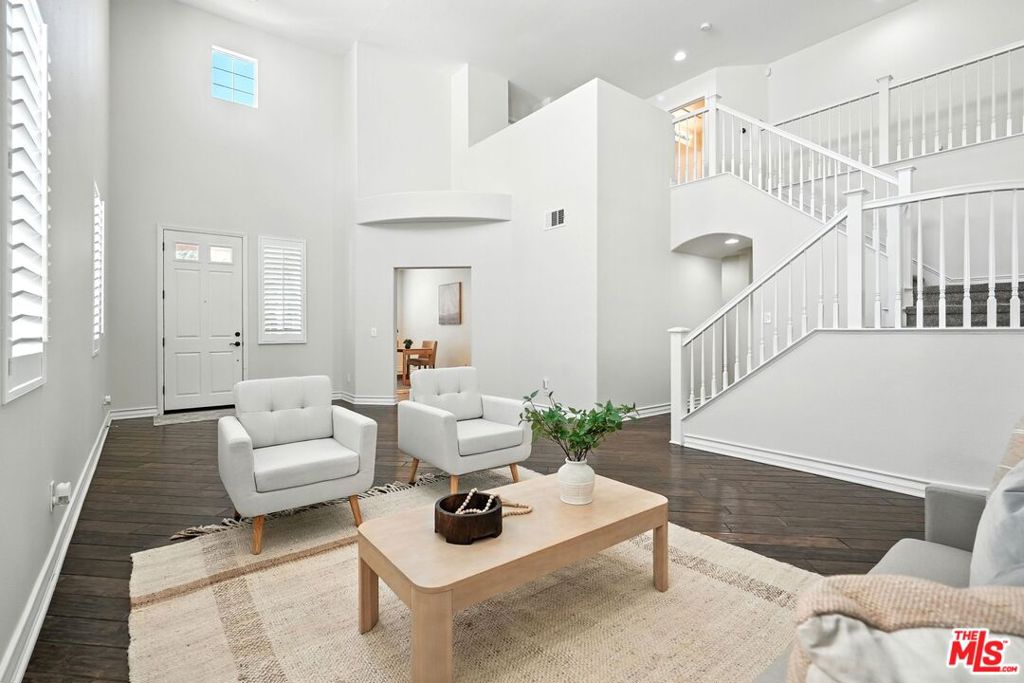 23933 Francisco Way