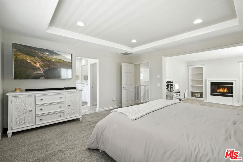 23933 Francisco Way