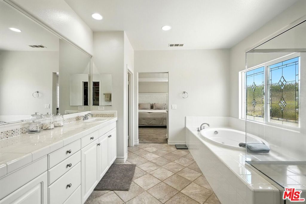 23933 Francisco Way