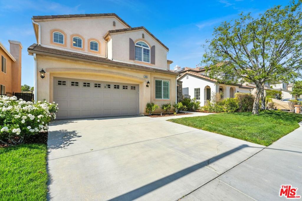 23933 Francisco Way