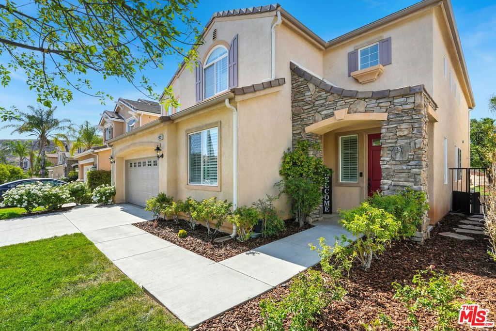 23933 Francisco Way