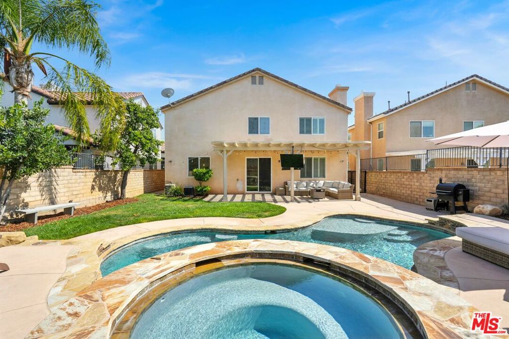 23933 Francisco Way