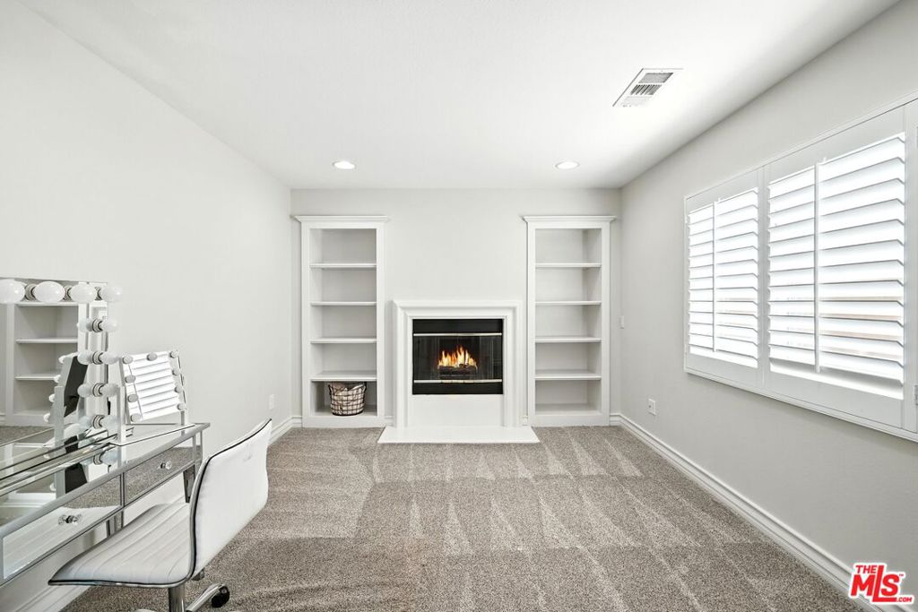 23933 Francisco Way